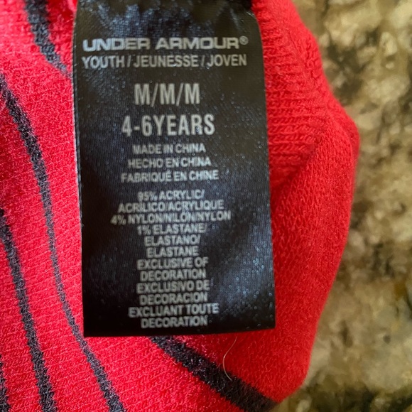 Boys UA beanie Sz 4-6yrs - Picture 3 of 3